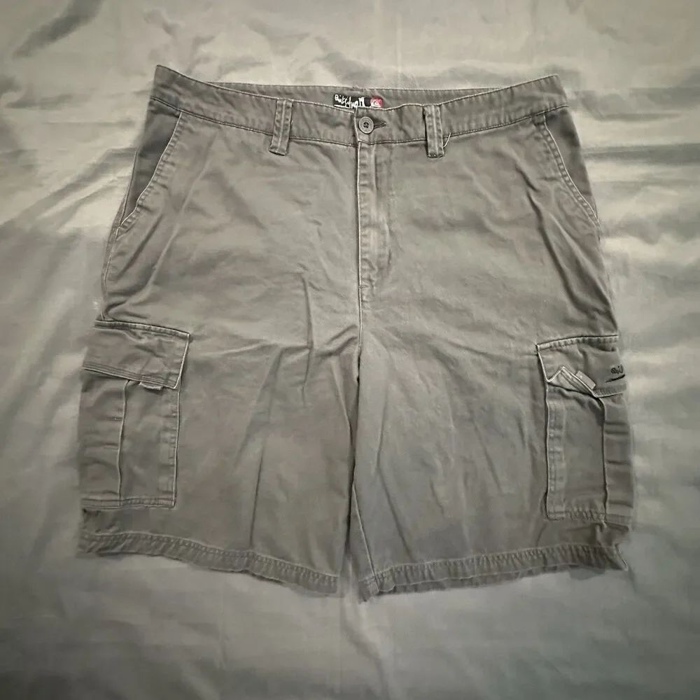 Quiksilver Cargo Shorts Mens 38 Baggy Gray Surf Skate Vintage Y2K Embroidery